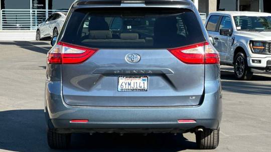 2015 Toyota Sienna