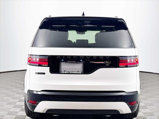 2023 land rover discovery p360 s r-dynamic
