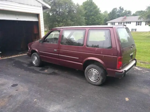 1986 dodge caravan rare 5 speed manual 32k miles! voyager mopar rust free shelby