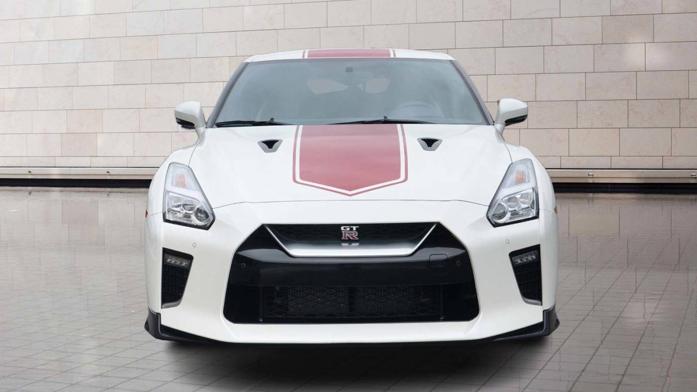 2020 nissan gt-r premium