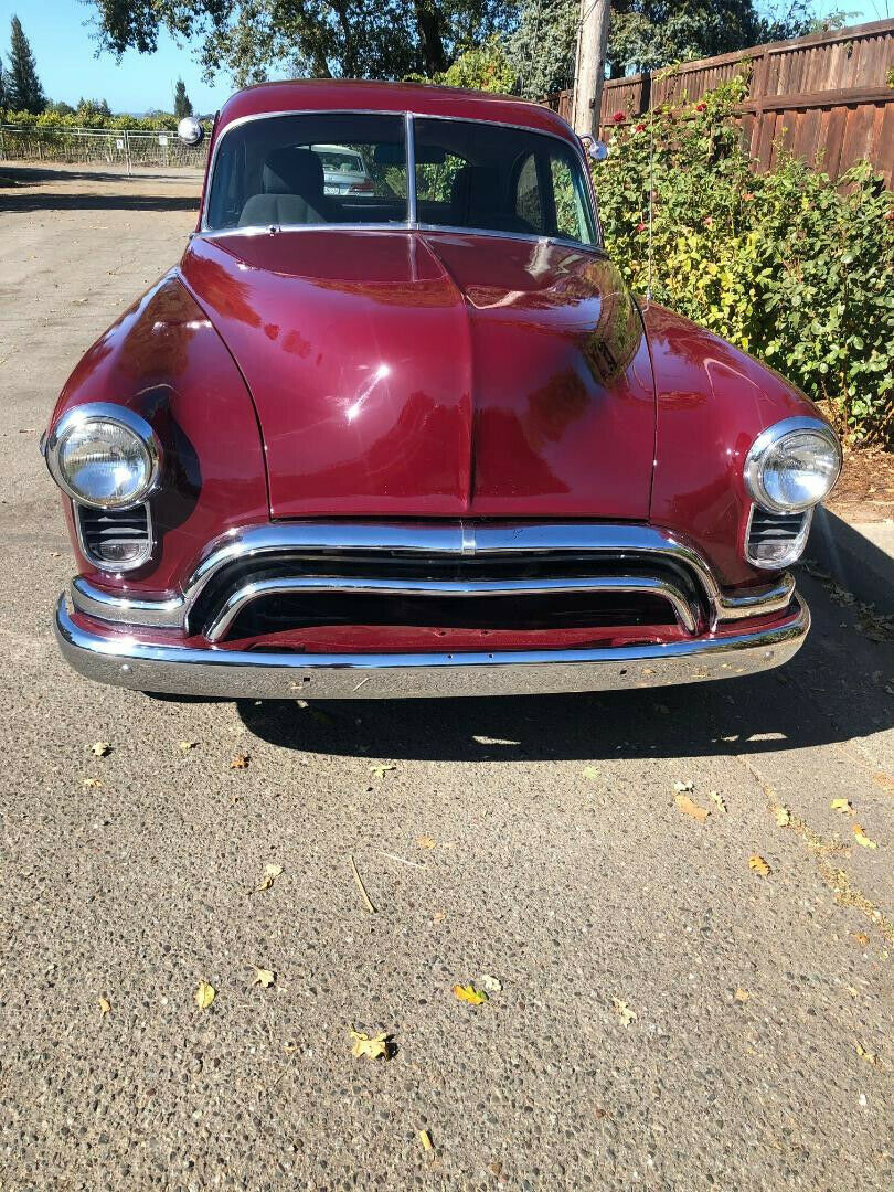 1949 odlsmobile 88 2 door