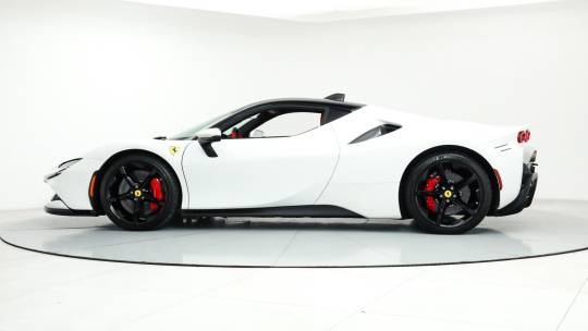 2022 Ferrari SF90