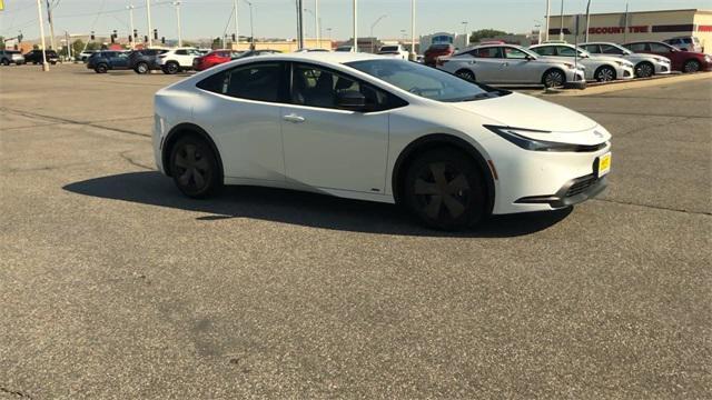 2024 toyota prius four