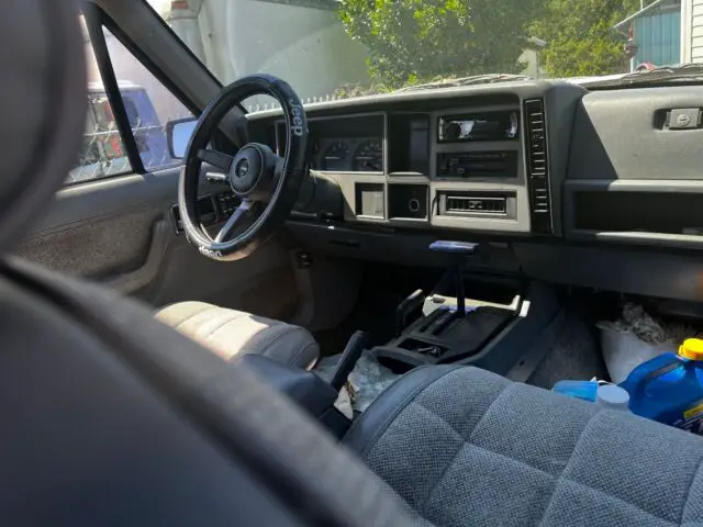 1992 jeep cherokee suv red 4wd automatic laredo