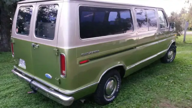 ford club wagon, chateau model. 8 pass van, 302 v-8, automatic. great shape!