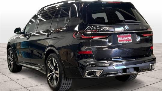 2025 BMW X7
