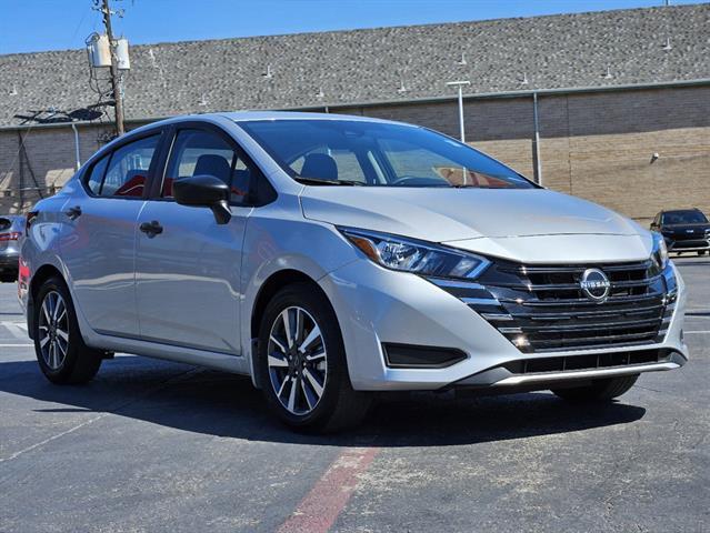 2024 nissan versa s