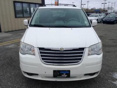 2009 chrysler town and country touring touring 4dr mini-van for sale in fargo, north dakota