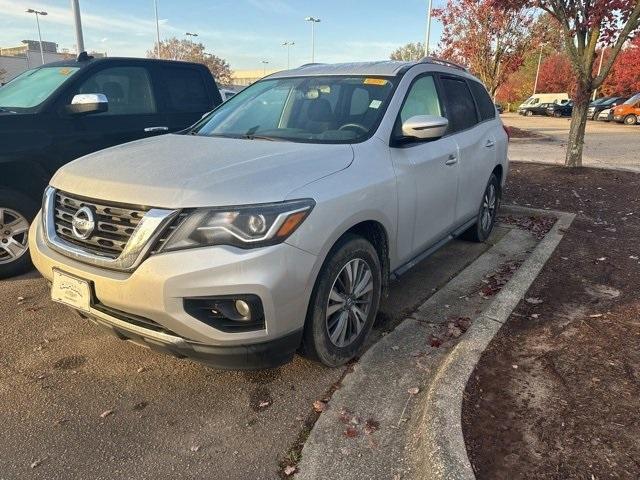 2020 nissan pathfinder sv