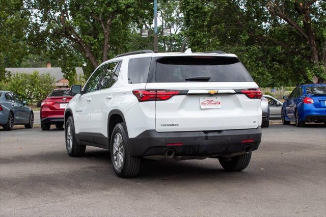 2022 chevrolet traverse lt cloth