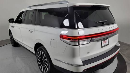 2024 Lincoln Navigator