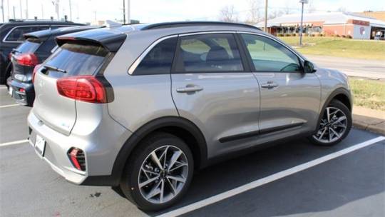 2022 kia niro touring special edition