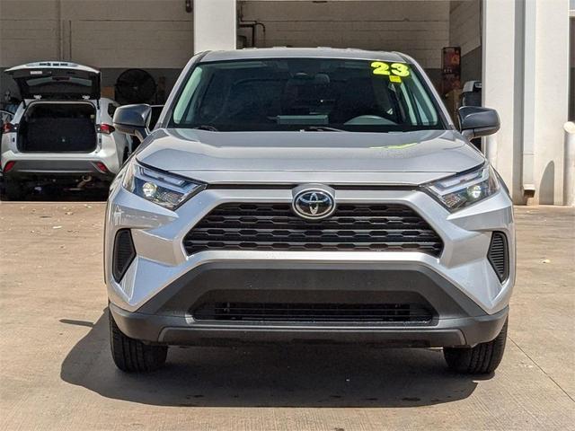 2023 toyota rav4 le