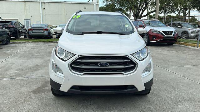 2019 ford ecosport se