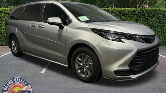 2023 Toyota Sienna