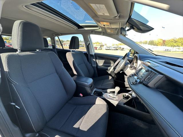 2018 toyota rav4 hybrid se