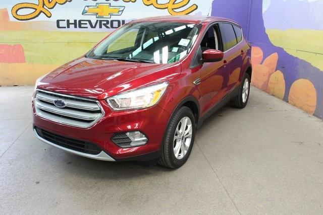 2019 ford escape se