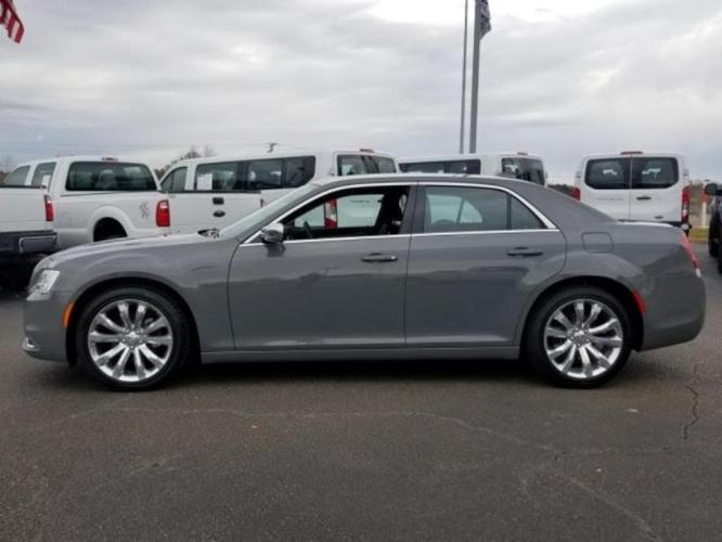 2018 chrysler 300 touring touring 4dr sedan for sale in jackson, mississippi