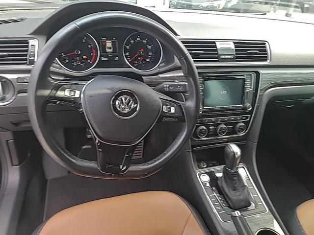 2018 volkswagen passat 2.0t sel premium