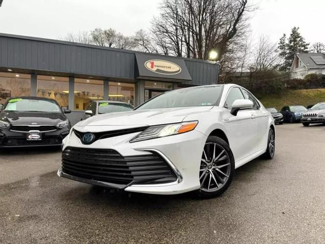 2021 toyota camry hybrid xle sedan 4d in aldan, pennsylvania
