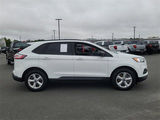 2022 ford edge se