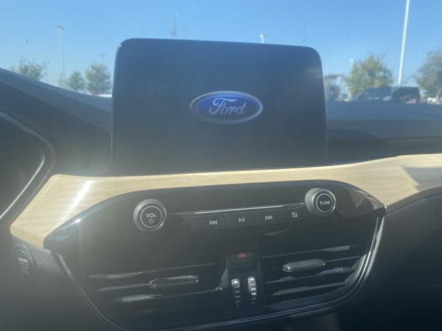 2021 ford escape titanium