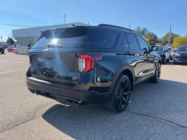 2023 ford explorer st