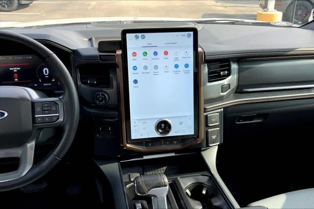 2022 ford f-150 lightning lariat