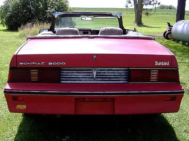 1983 pontiac j 2000 sunbird convertible~1.8 liter~not running~parts or restore