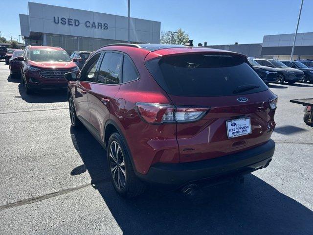 2022 ford escape sel