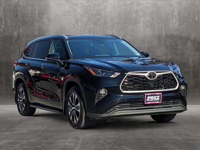 2022 toyota highlander xle