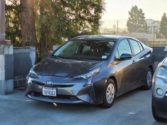 2017 toyota prius two