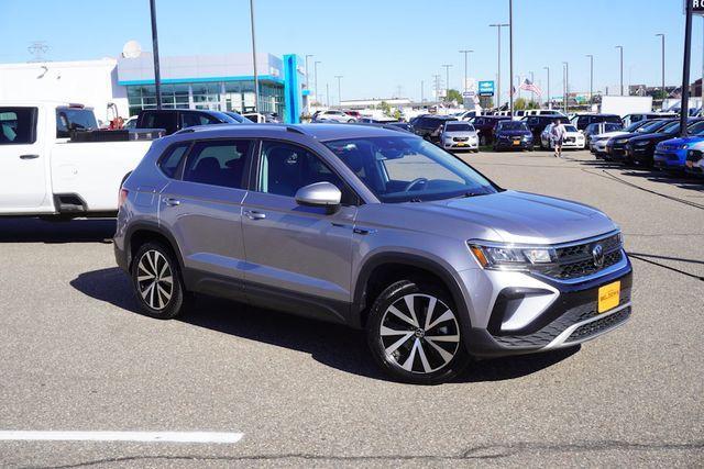 2022 volkswagen taos 1.5t se