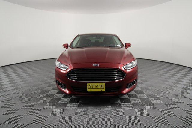 2016 ford fusion se