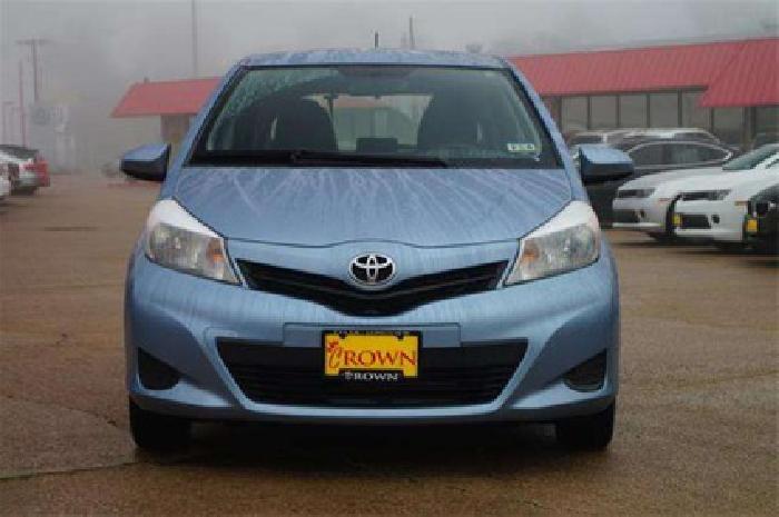 2013 toyota yaris blue, 36k miles in tyler, tx