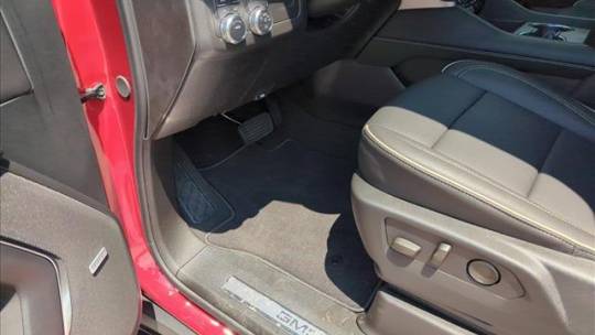 2024 GMC Yukon slt luxury package