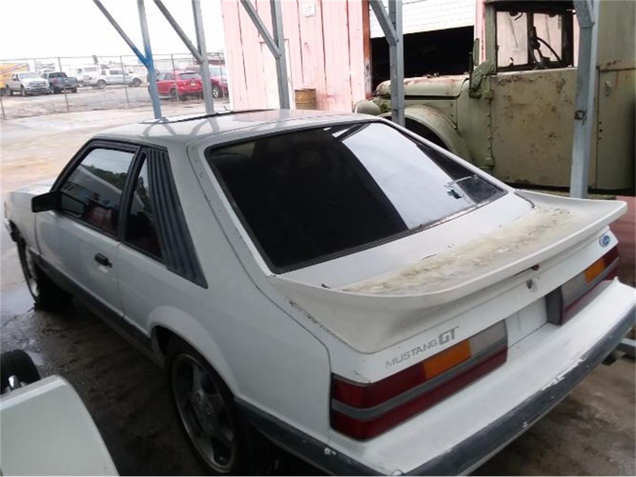 1986 ford mustang