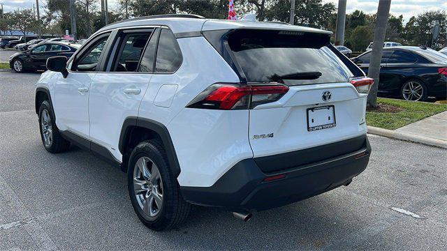 2022 toyota rav4 hybrid se