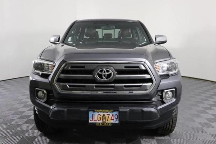 2017 toyota tacoma limited 4x4 limited 4dr double cab 5.0 ft sb for sale in anchorage, alaska