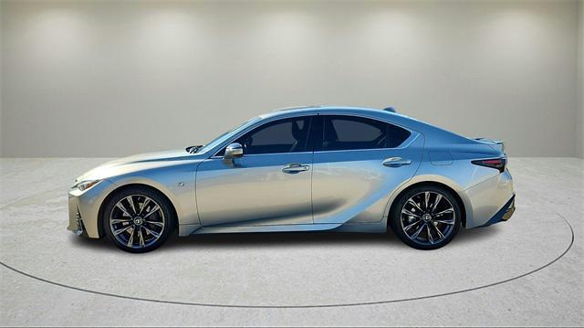 2021 lexus is 350 base
