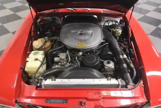 smooth running 560 sl, all-stock, well-preserved, both tops, turn-key benz!!!