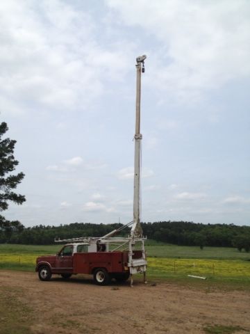 smeal 5t pump hoist, 48', sandline remote - 6.9l diesel 29,000 miles