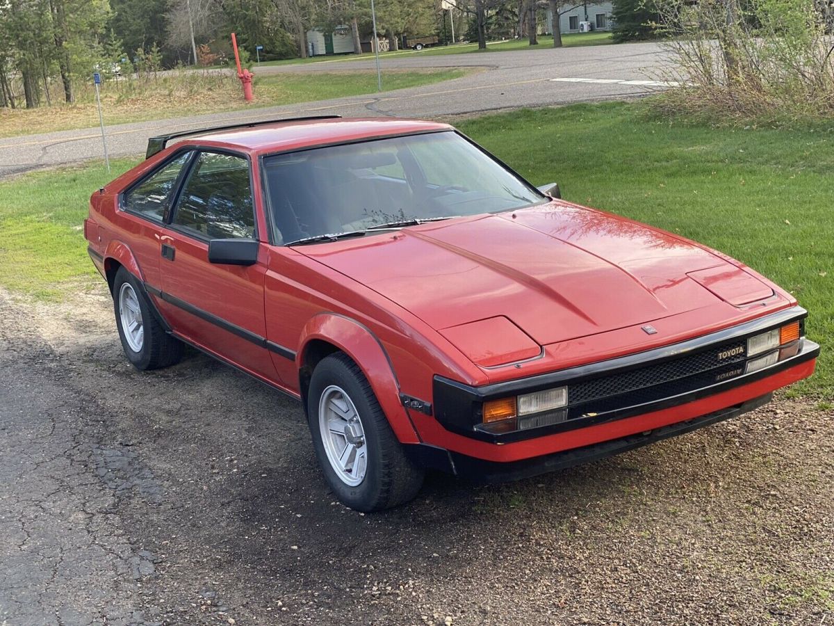 1983 toyota celica hatchback red rwd manual