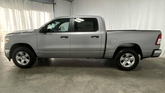 new 2024 ram 1500 tradesman crew cab 5'7" box 4wd