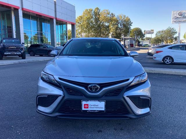 2024 toyota camry se