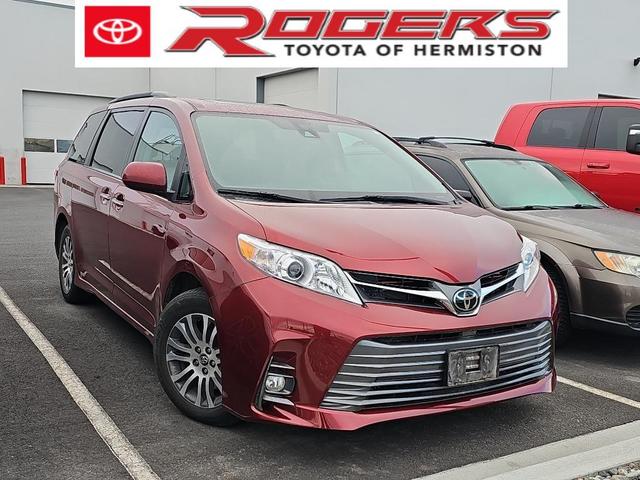 2019 toyota sienna xle
