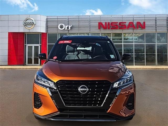 2024 nissan kicks sr
