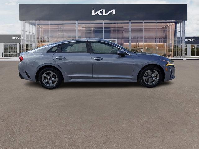 2022 kia k5 lxs