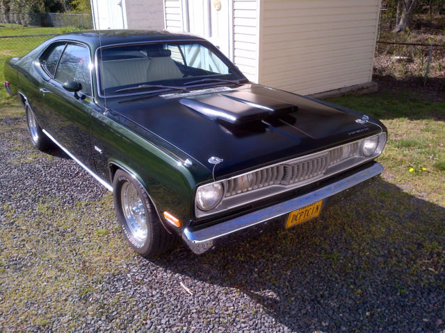 1974 plymouth duster- factory 360 car