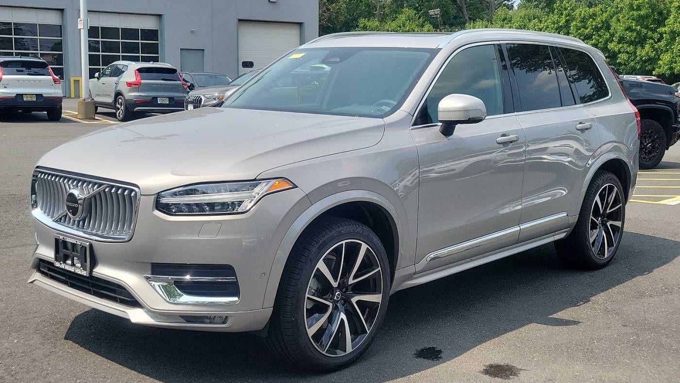 2024 volvo xc90 b6 plus bright theme 6p